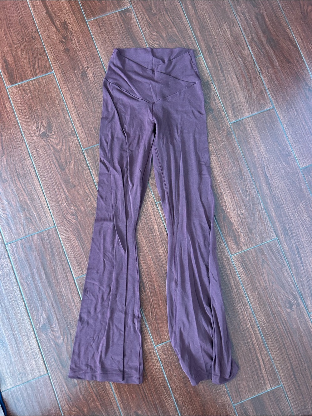 Aerie V front athletic pants